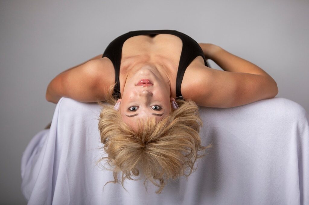 ギターは上下逆